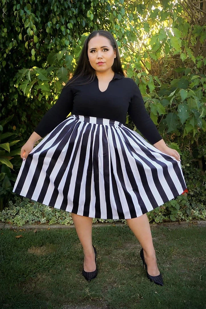 What's New, Pussycat? Bella Vintage Gathered Swing Skirt In Black And White Mark Stripe Cotton Sateen | Pinup Couture 7 What's New, Pussycat? Bella Vintage Gathered Swing Skirt In Black And White Mark Stripe Cotton Sateen | Pinup Couture