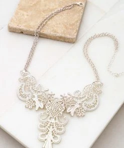 LA3Accesories What's New, Pussycat? Night Falls Filagree Necklace In Silver