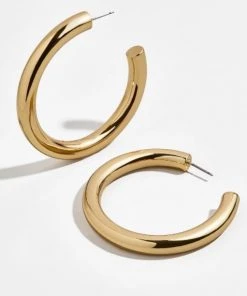 Wall To Wall Just The Classics Hoop In Gold