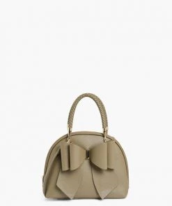 Like Dreams What's New, Pussycat? Marseilles Bow Bag 26 Like Dreams What's New, Pussycat? Marseilles Bow Bag