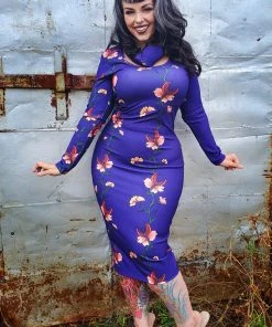 LBHM Final Sale - Hannah Wiggle Dress In ManTrap Stretch Crepe | Laura Byrnes & Hope Johnstun Shop All In-Stock Items By Size