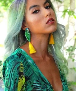 Nuez Moscada - Colombia What's New, Pussycat? Final Sale - Hand Made Tropical Parrot Earrings With Yellow Tassels