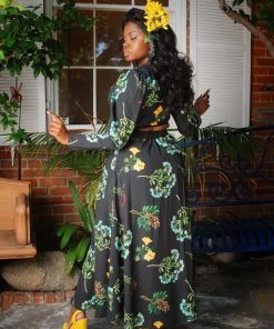 LBHM Final Sale - Luna 70's Crop Top In Dark Floral Print | Laura Byrnes & Hope Morrison