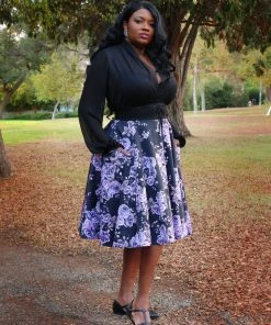 Pinupgirlclothing.com OYS - XS - Vintage Inspired Corset Skirt In Purple Floral | Laura Byrnes Design