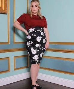 Final Sale - Victoria Short Sleeve Top In Solid Merlot | Laura Byrnes Design