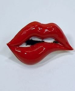 Alibaba What's New, Pussycat? Dammit Janet Red Enameled Biting Lips Brooch