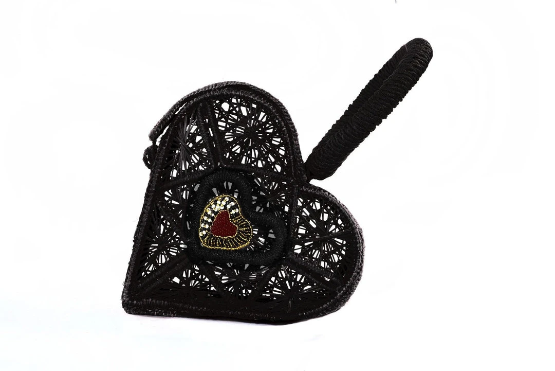 Sagrado Corazon Raffia Purse In Black | Evelyn Ariza 4 Sagrado Corazon Raffia Purse In Black | Evelyn Ariza