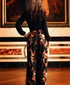 Dietrich Trousers In Dark Bella Roses Crepe 32