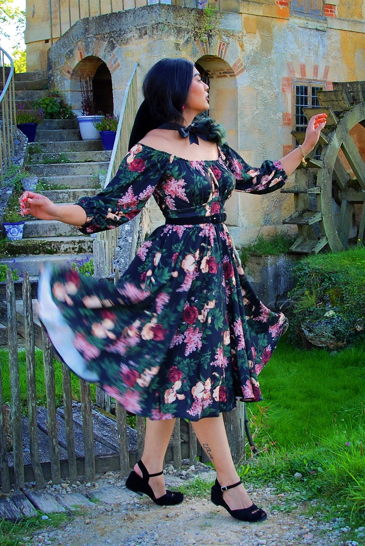 Shop All In-Stock Items By Size Final Sale - Marie-Thérèse Peasant Dress In Dark Bella Roses Crepe | Pinup Couture 10 Shop All In-Stock Items By Size Final Sale - Marie-Thérèse Peasant Dress In Dark Bella Roses Crepe | Pinup Couture