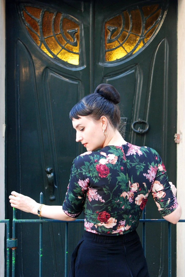 Pinupgirlclothing.com Malia Top In Dark Bella Roses | Laura Byrnes Design 9 Pinupgirlclothing.com Malia Top In Dark Bella Roses | Laura Byrnes Design