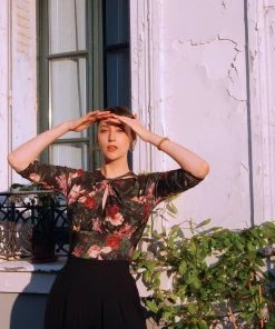 Pinupgirlclothing.com Malia Top In Dark Bella Roses | Laura Byrnes Design What's New, Pussycat?