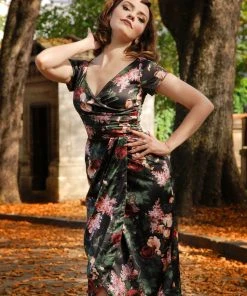 Final Sale - Ava Faux Wrap Wiggle Dress In Dark Bella Roses Satin | Pinup Couture
