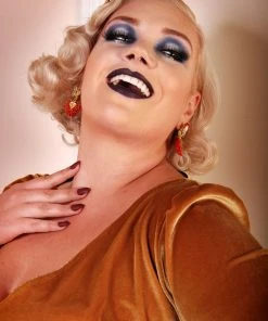 What's New, Pussycat? Sagrado Corazon Beaded Dangle Earrings | Evelyn Ariza