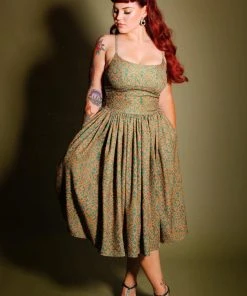 LBHM Final Sale - Jenny Vintage Day Dress In Gold Medallions Crepe | Laura Byrnes & Hope Johnstun Shop All In-Stock Items By Size