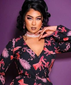 Anzell What's New, Pussycat? Midnight In Paris Lace Choker Necklace In Pink