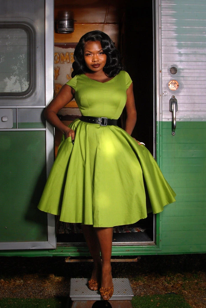 Deadly Dames What's New, Pussycat? 1.5" Inch Grommet Belt In Black Faux Leather 3 Deadly Dames What's New, Pussycat? 1.5" Inch Grommet Belt In Black Faux Leather