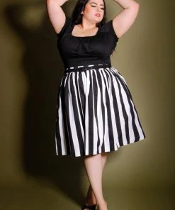What's New, Pussycat? Bella Vintage Gathered Swing Skirt In Black And White Mark Stripe Cotton Sateen | Pinup Couture