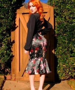 Yvonne Skirt In Dark Bella Roses Satin | Laura Byrnes Design What's New, Pussycat? 15 Yvonne Skirt In Dark Bella Roses Satin | Laura Byrnes Design What's New, Pussycat?