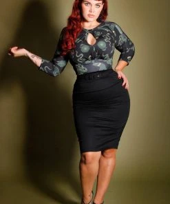 What's New, Pussycat? Vintage High Waist Pencil Skirt In Solid Black | Laura Byrnes Design