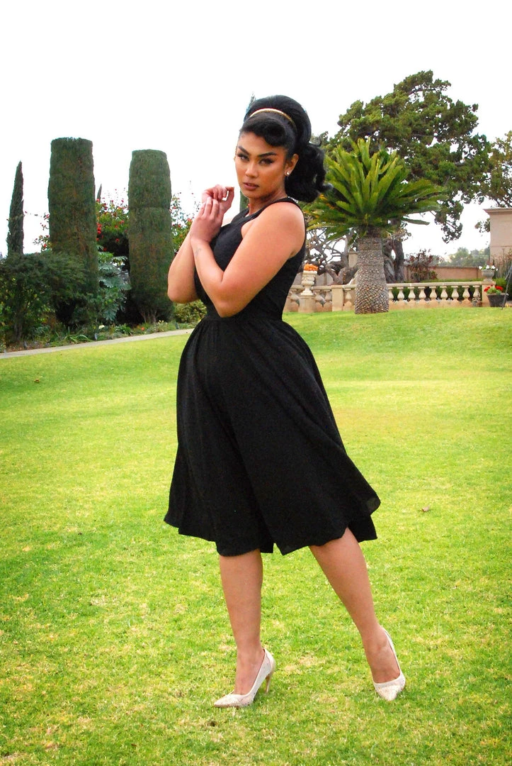 Pinupgirlclothing.com Maybelle Gathered Swing Dress In Solid Black | Laura Byrnes 6 Pinupgirlclothing.com Maybelle Gathered Swing Dress In Solid Black | Laura Byrnes