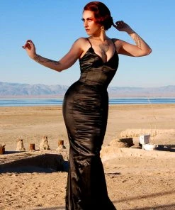 Laura Byrnes Design Venus Black Satin Stretch Charmeuse Slip Gown | Laura Byrnes