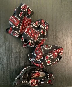 Pinup Girl Clothing Final Sale - Social Distancing Fabric Face Masks - Set Of 4pcs - Adult - Style #1 - Black Bandanna Print Cotton Sateen