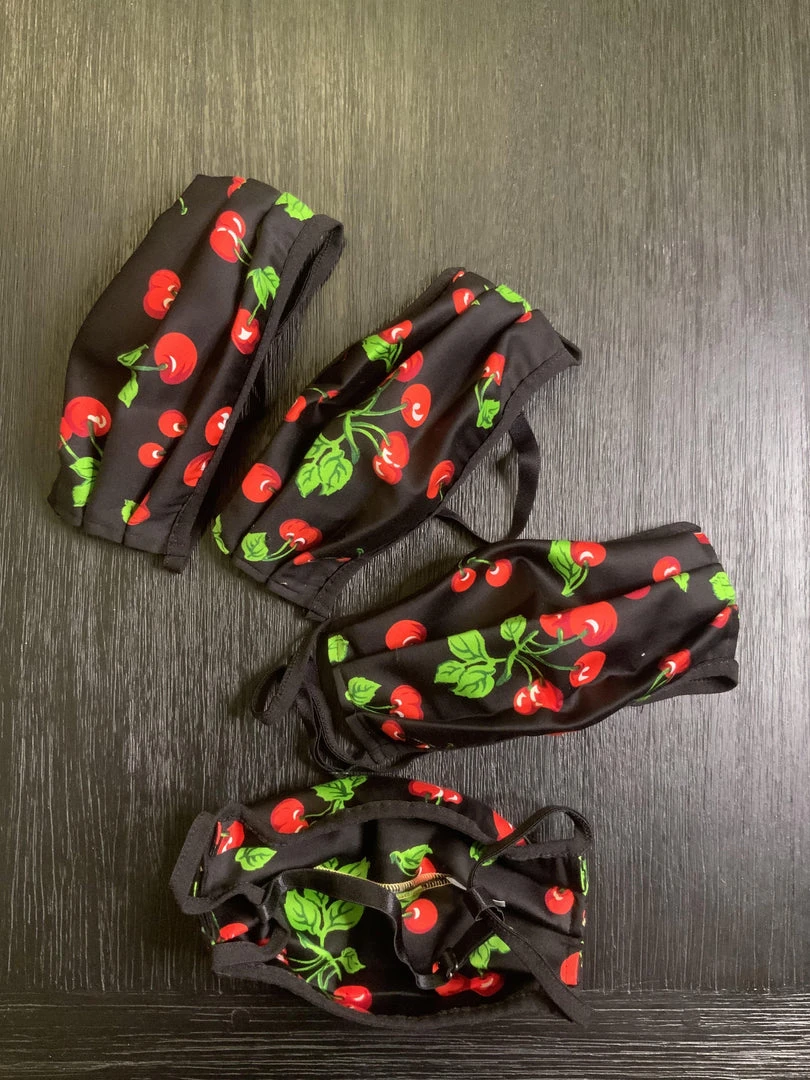 Pinup Girl Clothing Social Distancing Fabric Face Masks - Set Of 4pcs - Adult - Style #1 - Black Cherry Print Cotton Sateen 3 Pinup Girl Clothing Social Distancing Fabric Face Masks - Set Of 4pcs - Adult - Style #1 - Black Cherry Print Cotton Sateen