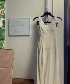 Pinup Girl Clothing OYS - Gilda Gown In Ivory Velvet - L76