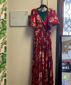 Pinup Girl Clothing OYS - Butterfly Sleeve Faux Wrap Dress In Red Floral - L86