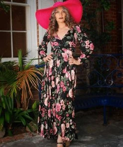 Final Sale - Kimberly 70s Maxi Dress In Dark Floral Cotton Knit | Pinup Couture Shop All In-Stock Items By Size