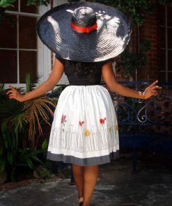 LBHM Final Sale - Natalie Dress In Vases And Roses Print | Laura Byrnes & Hope Johnstun