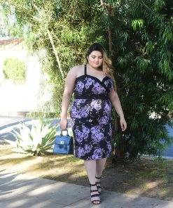 Final Sale - The Stephanie Wiggle Dress In Purple Pastel Floral | Pinup Couture Shop All In-Stock Items By Size