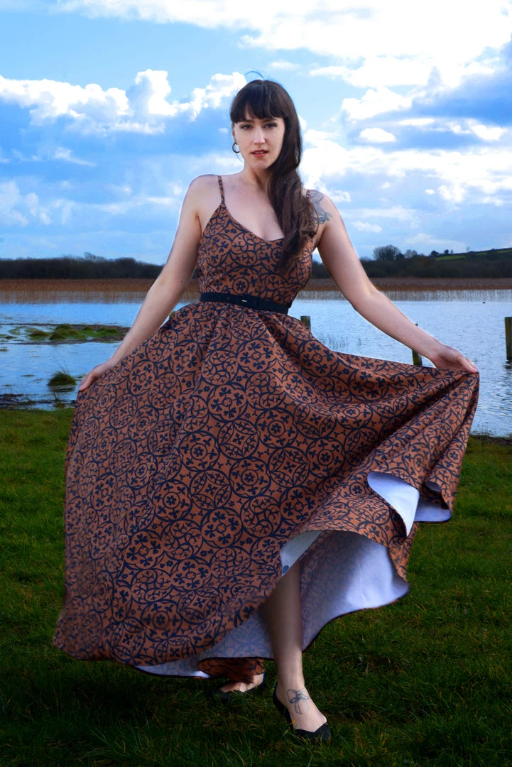 LBHM Amalie Ballerina Daytime Maxi Gown In Gold And Black Medallions Crepe | Laura Byrnes & Hope Johnstun 5 LBHM Amalie Ballerina Daytime Maxi Gown In Gold And Black Medallions Crepe | Laura Byrnes & Hope Johnstun