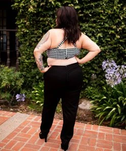 Traci Lords For Couture For Every Body Shop All In-Stock Items By Size Final Sale - Allison Crop Top In Houndstooth Bengaline By Traci Lords