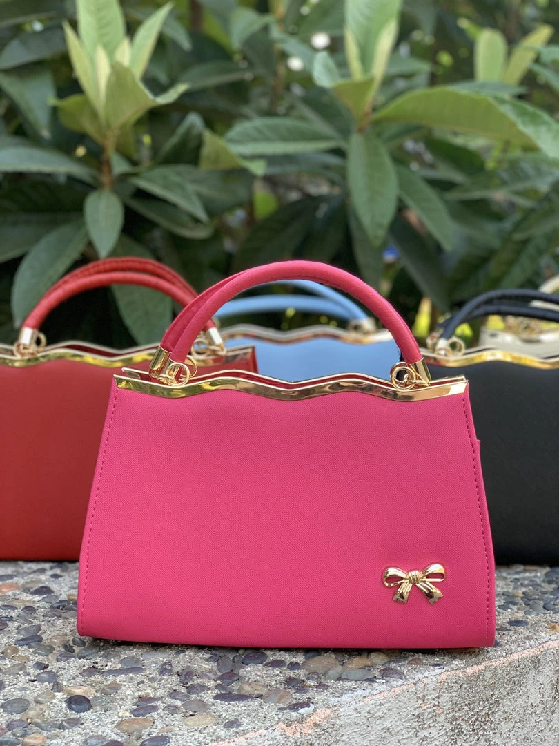 Xinxiang Dixini E-Commerce Co., Ltd. Cupid's Bow 50s Style Purse In Hot Pink Faux Leather What's New, Pussycat? 4 Xinxiang Dixini E-Commerce Co., Ltd. Cupid's Bow 50s Style Purse In Hot Pink Faux Leather What's New, Pussycat?