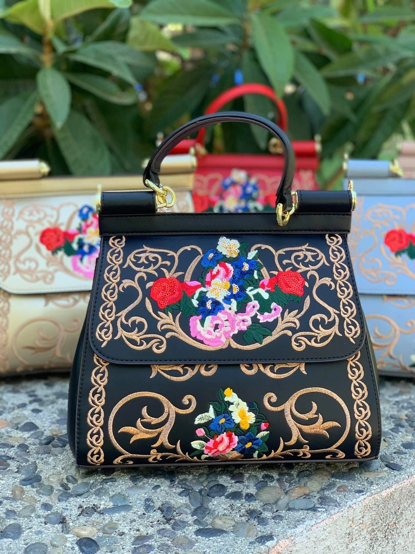Chaiuzhou Dai Versailles Embroidered Bag In Black 4 Chaiuzhou Dai Versailles Embroidered Bag In Black