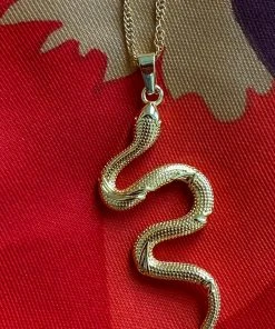 Qingdao Singsun Crafts Co - Alibaba Hellena Slythering Snake Necklace In Gold What's New, Pussycat?