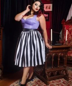 What's New, Pussycat? Bella Vintage Gathered Swing Skirt In Black And White Mark Stripe Cotton Sateen | Pinup Couture